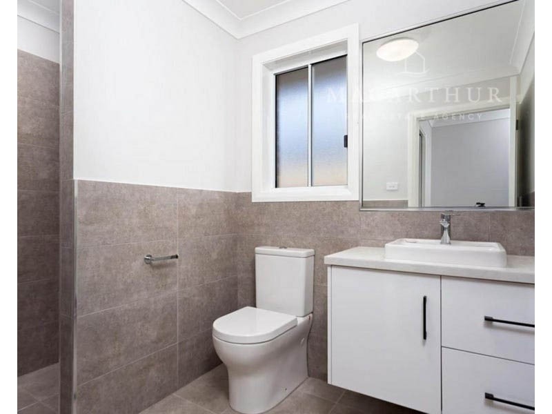 22 Ellerslie Street, Gobbagombalin NSW 2650