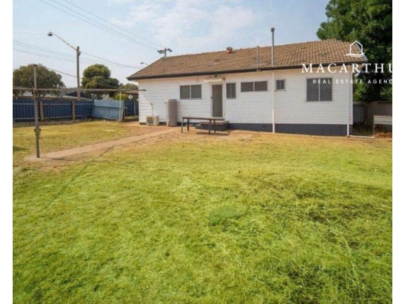 44 Tobruk Street, Ashmont NSW 2650