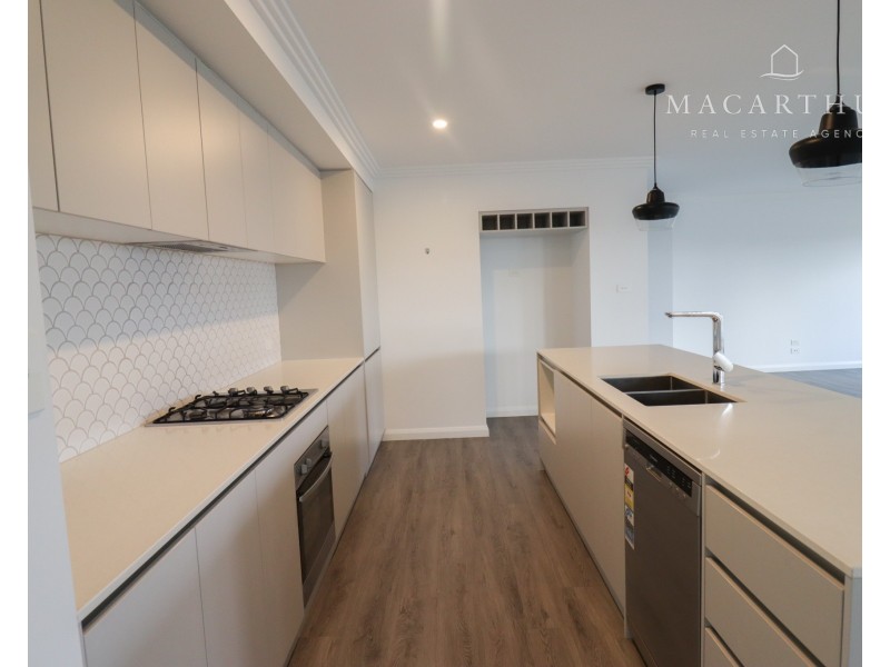 1/1 Barralong Way, Gobbagombalin NSW 2650