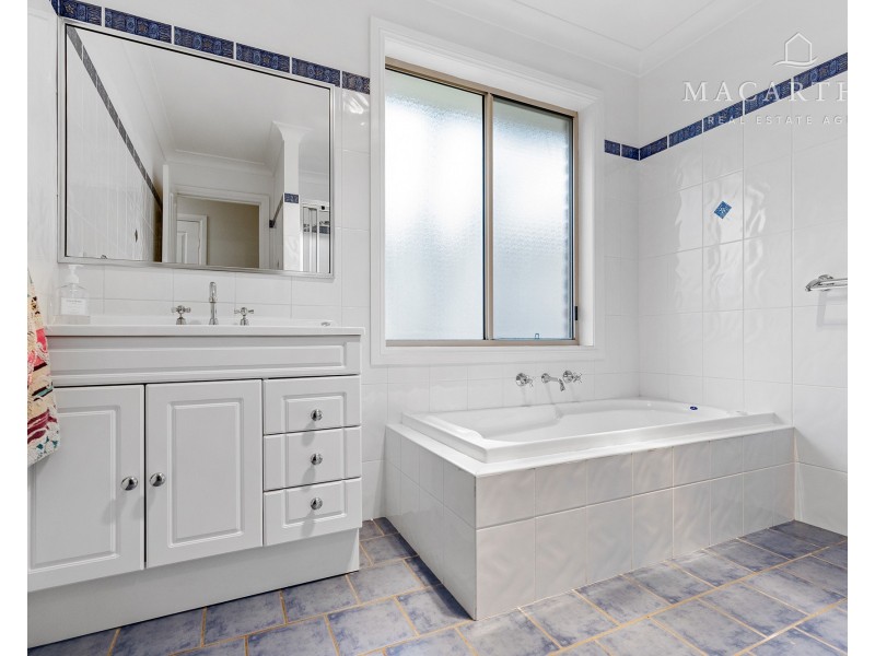 35 Fitzroy Street, Tatton NSW 2650