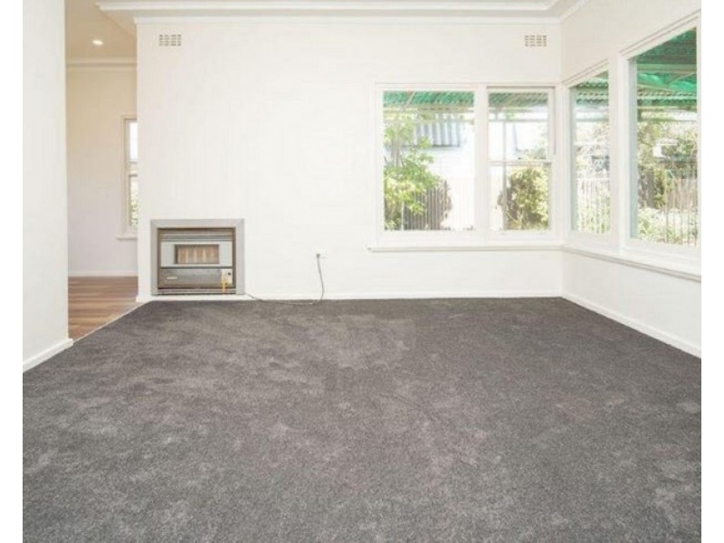 37 Fernleigh Road, Turvey Park NSW 2650