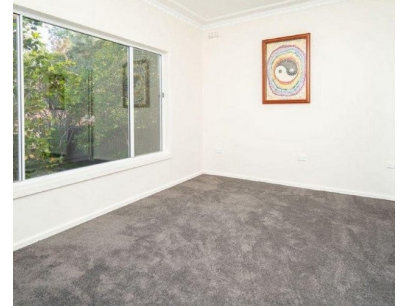 37 Fernleigh Road, Turvey Park NSW 2650