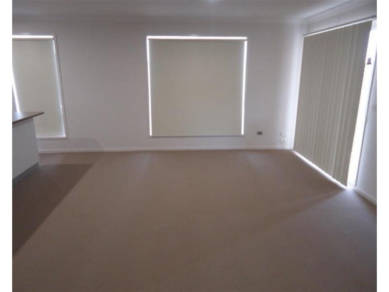 5 Melaleuca Drive, Forest Hill NSW 2651