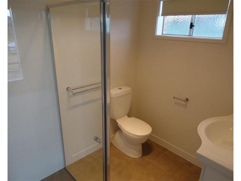 5 Melaleuca Drive, Forest Hill NSW 2651