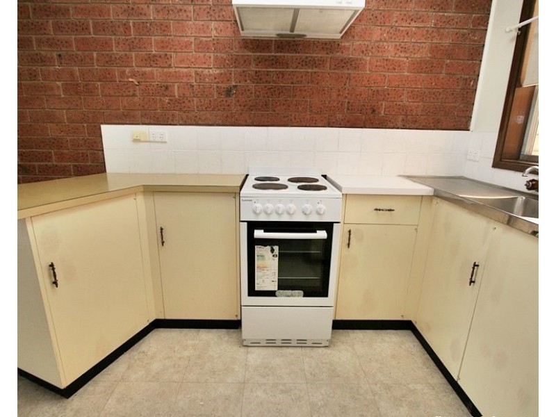 2/84 Travers Street, Wagga Wagga NSW 2650