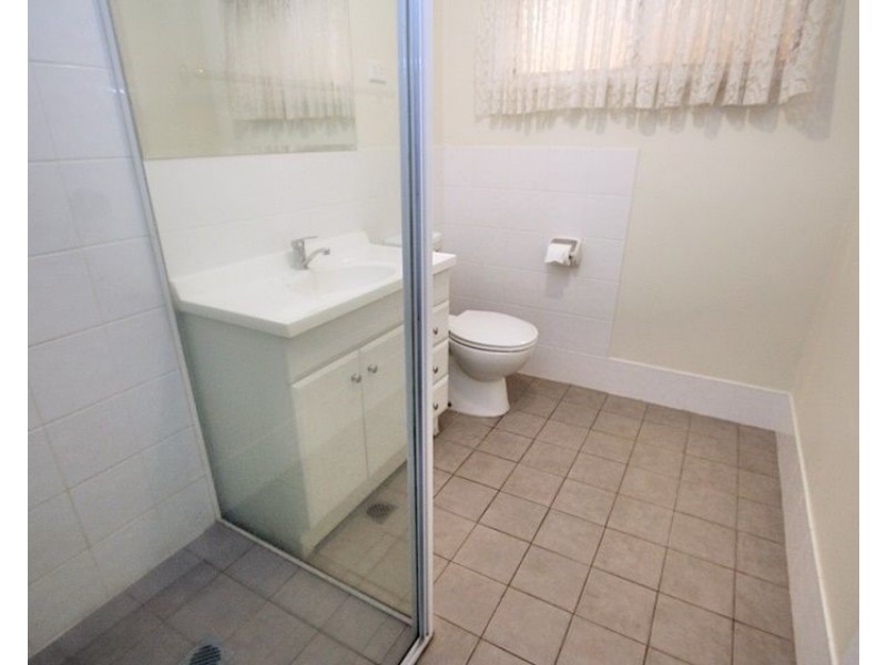 2/84 Travers Street, Wagga Wagga NSW 2650