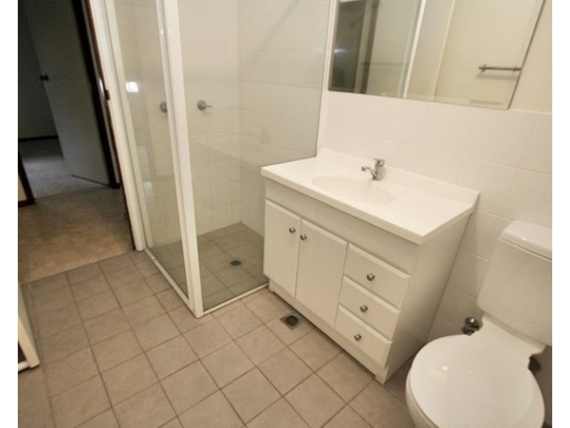 2/84 Travers Street, Wagga Wagga NSW 2650