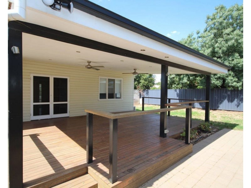 46 Hardy Avenue, Wagga Wagga NSW 2650