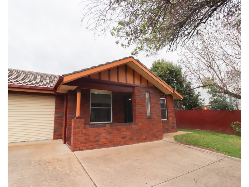 12/9 Docker Street, Wagga Wagga NSW 2650
