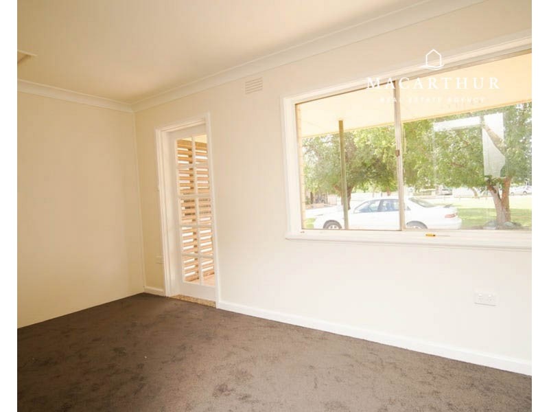 8/1-3 Matthews Street, Lockhart NSW 2656