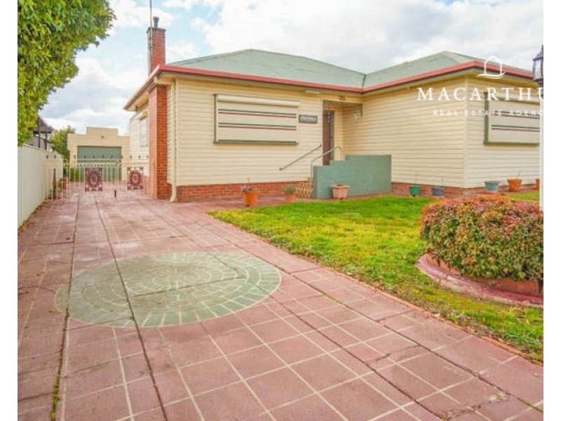 21 Darlow Street, Wagga Wagga NSW 2650