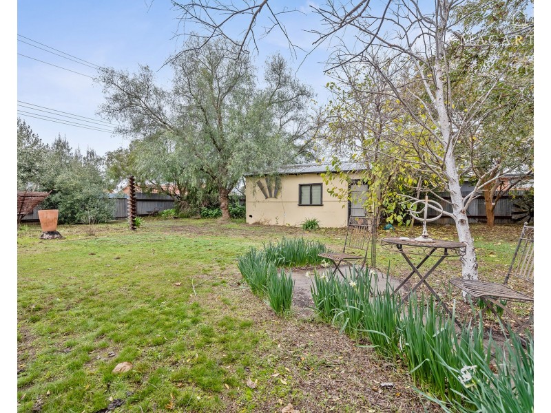 5 Matthews Street, Lockhart NSW 2656