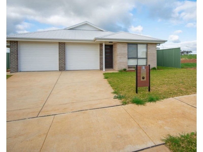 51 Paperbark Drive, Forest Hill NSW 2651