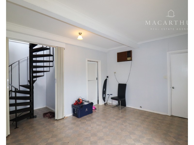 22 Warrawong Street, Kooringal NSW 2650
