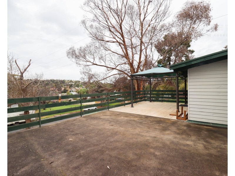 22 Warrawong Street, Kooringal NSW 2650