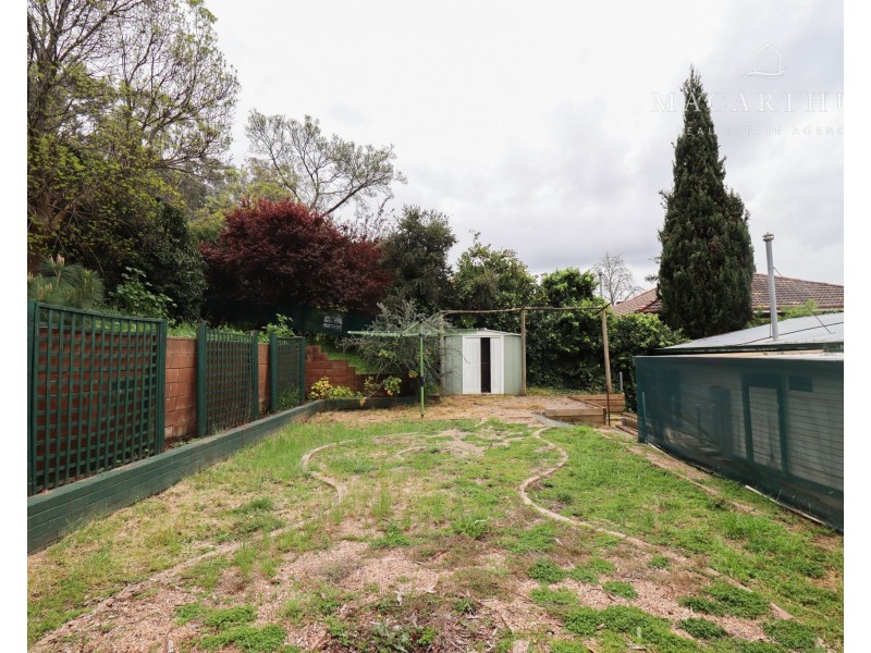 22 Warrawong Street, Kooringal NSW 2650