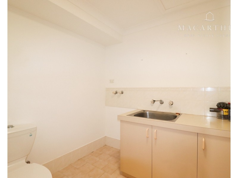 63 Simkin Crescent, Kooringal NSW 2650