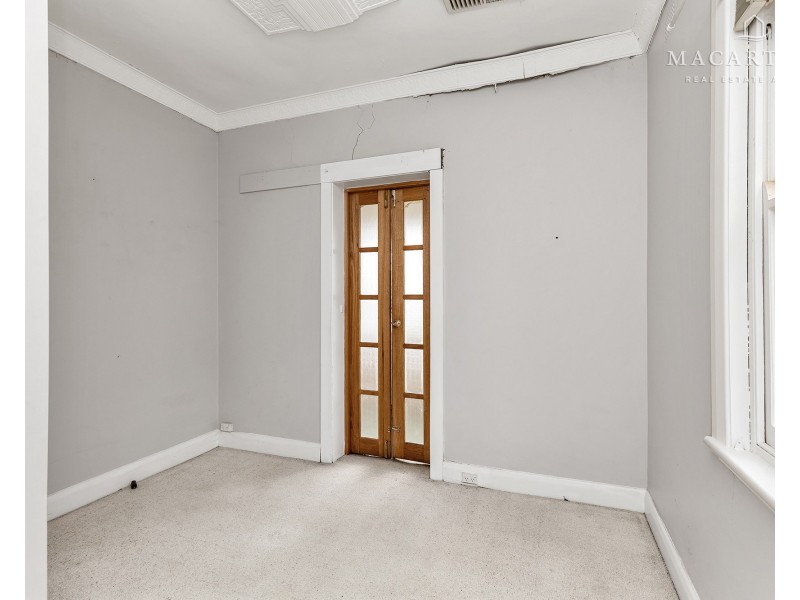 220 Gurwood Street, Wagga Wagga NSW 2650