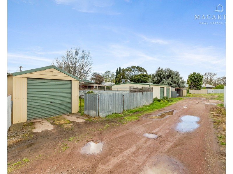 220 Gurwood Street, Wagga Wagga NSW 2650