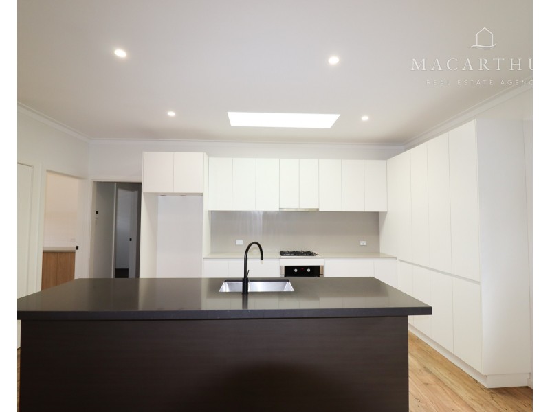 2/6 Rose Place, Boorooma NSW 2650