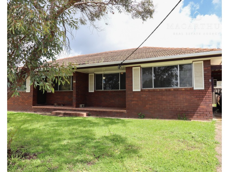 2/426 Kooringal Road, Lake Albert NSW 2650