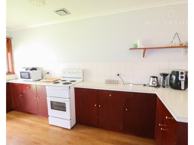 2/426 Kooringal Road, Lake Albert NSW 2650
