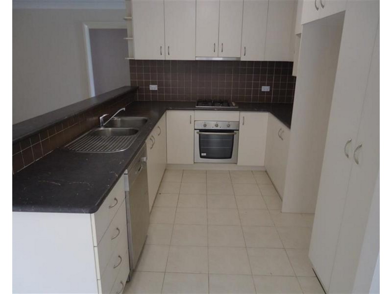 14 Allunga Street, Glenfield Park NSW 2650