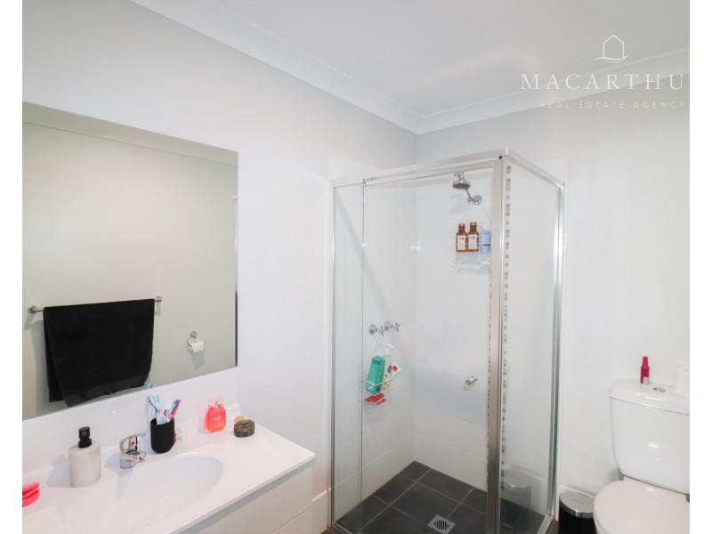 2/28 Gasnier Loop, Boorooma NSW 2650