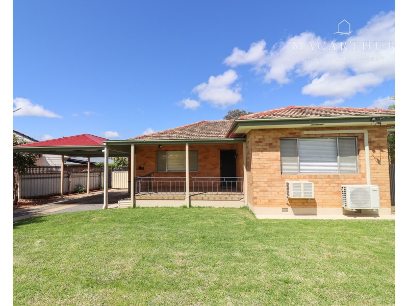 49 White Avenue, Kooringal NSW 2650