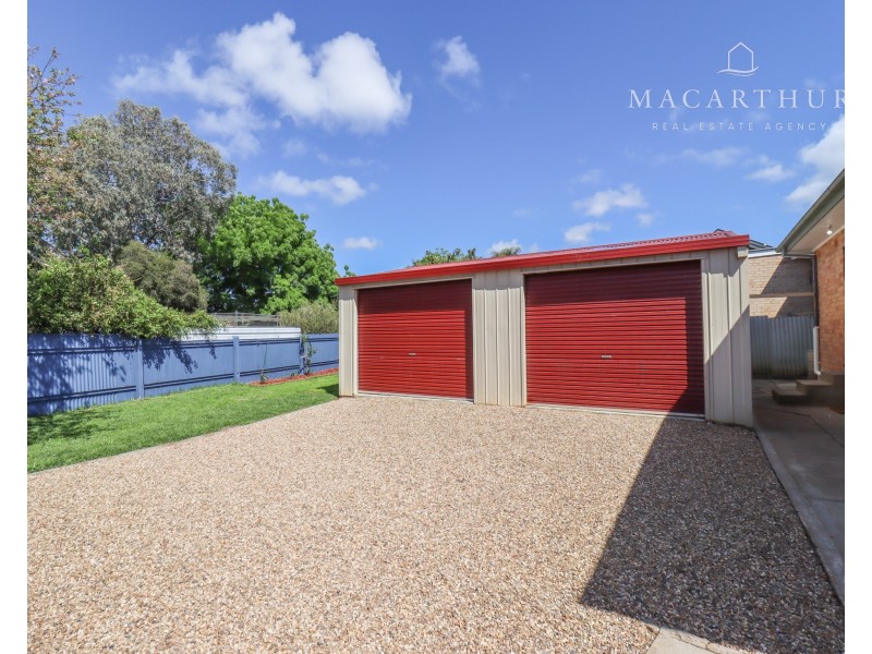 49 White Avenue, Kooringal NSW 2650