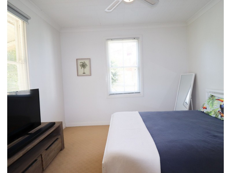 50 Heath Street, Turvey Park NSW 2650