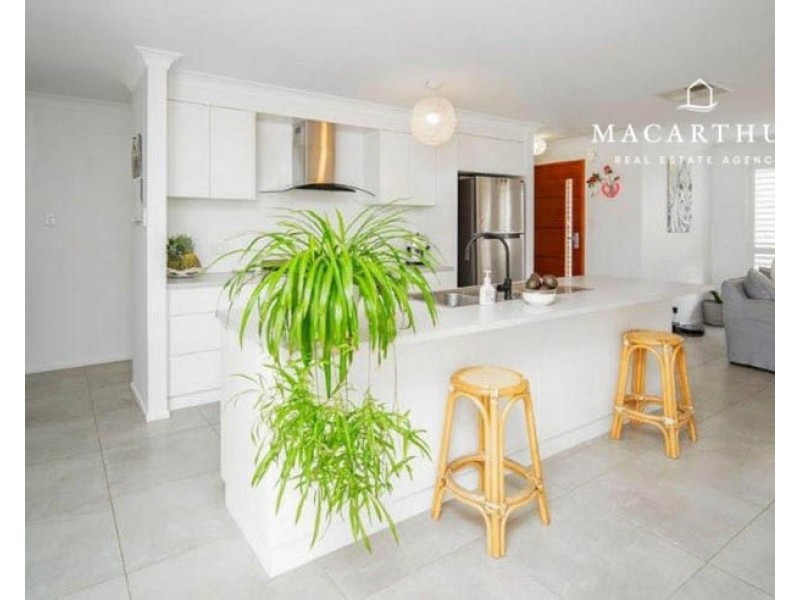 9 Gallop Avenue, Turvey Park NSW 2650
