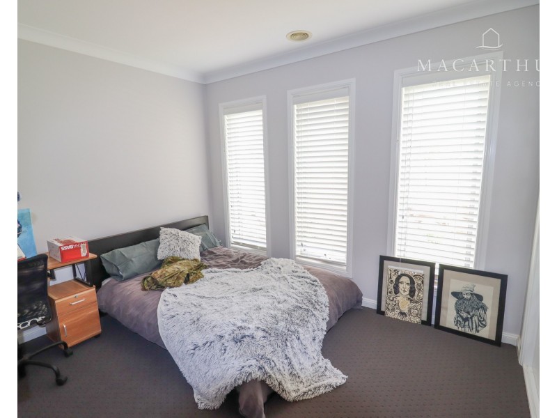11 Whitten Avenue, Boorooma NSW 2650