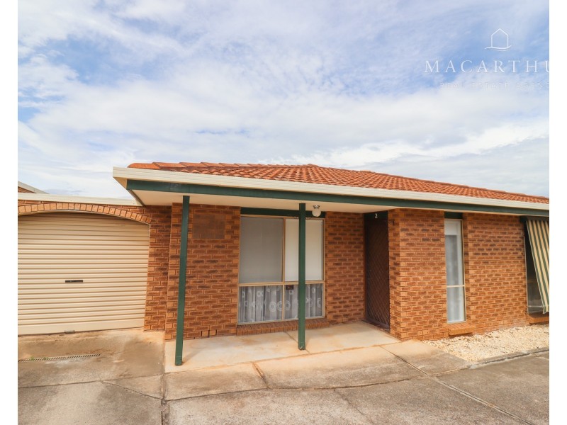2/22 Dove Street, Mount Austin NSW 2650