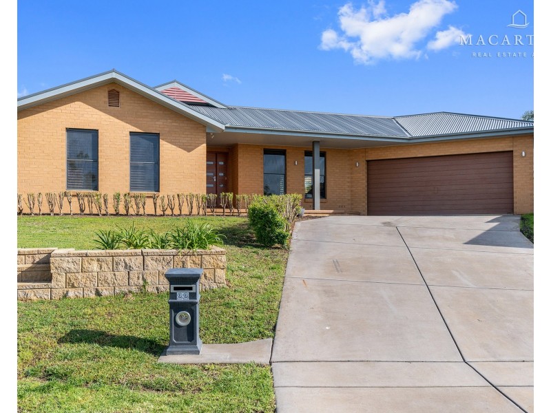 22 Bogong Crescent, Tatton NSW 2650