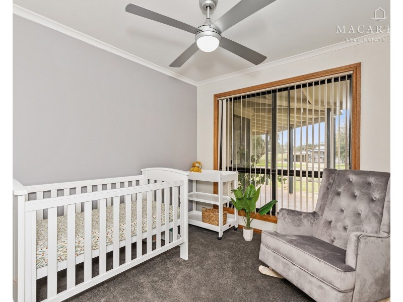 37 Alfred Street, Oura NSW 2650