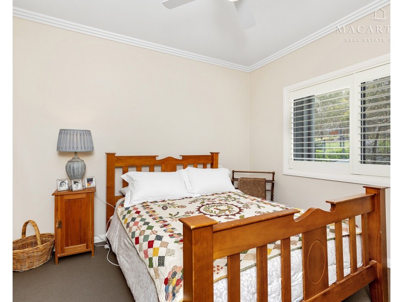 85 Brooklyn Drive, Bourkelands NSW 2650