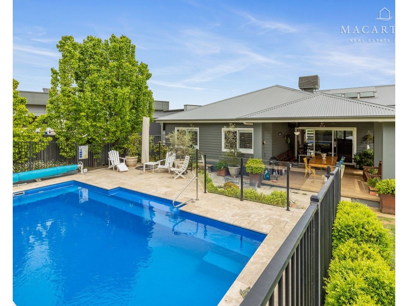 85 Brooklyn Drive, Bourkelands NSW 2650