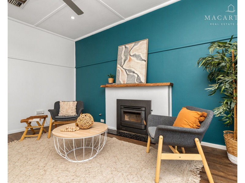 54 Gormly Avenue, Wagga Wagga NSW 2650