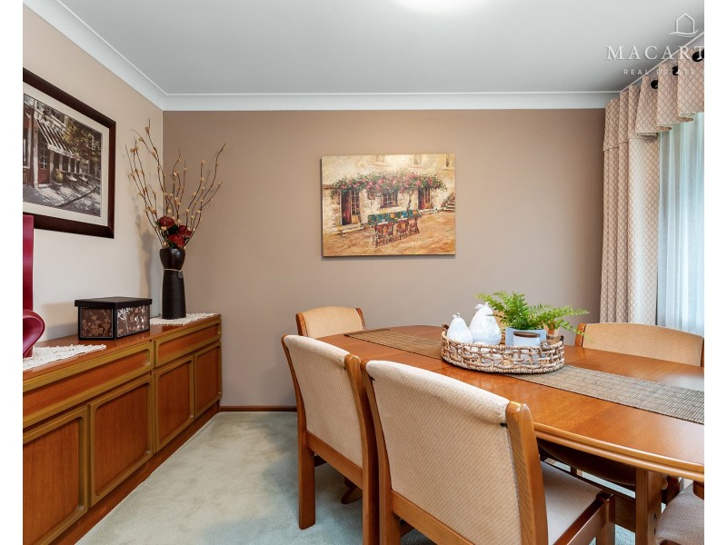 107 Balmoral Crescent, Lake Albert NSW 2650