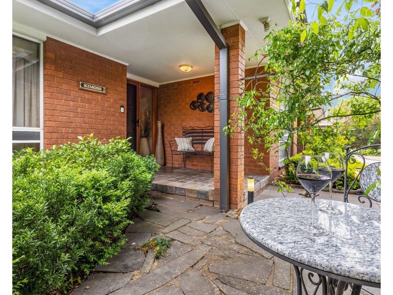 107 Balmoral Crescent, Lake Albert NSW 2650