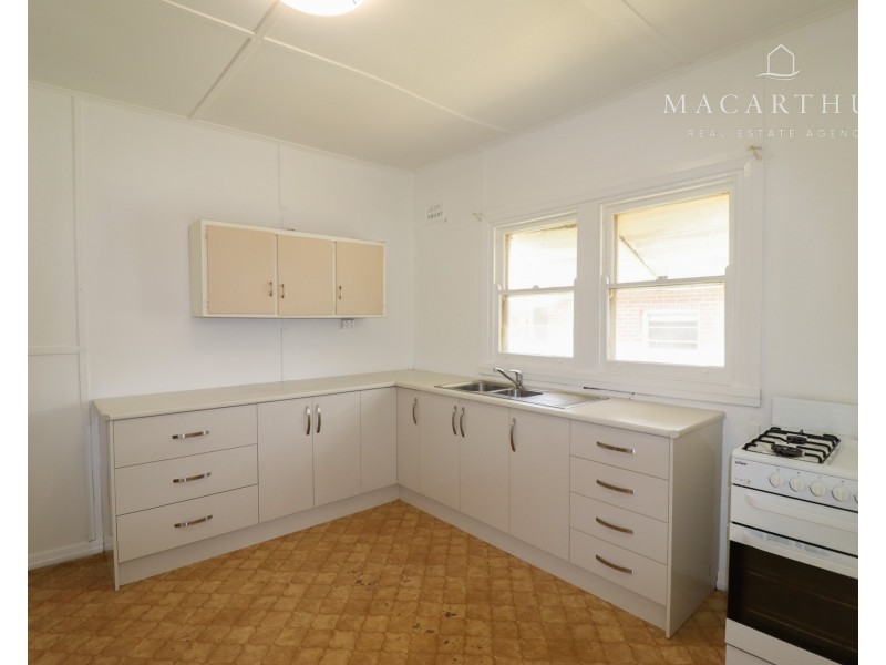18 Slocum Street, Wagga Wagga NSW 2650