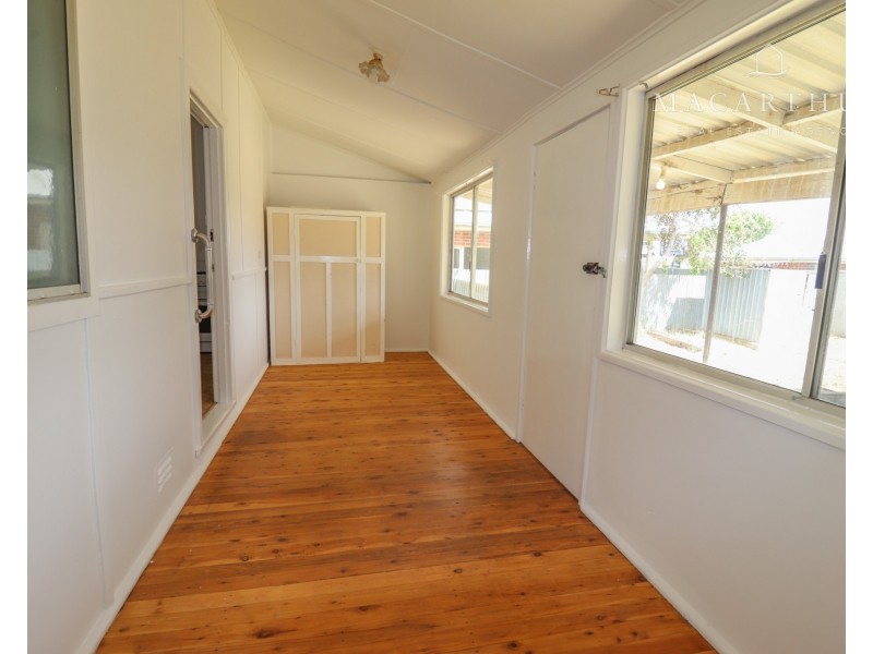 18 Slocum Street, Wagga Wagga NSW 2650