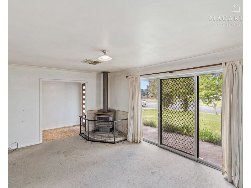 30 Macarthur Street, Ashmont NSW 2650