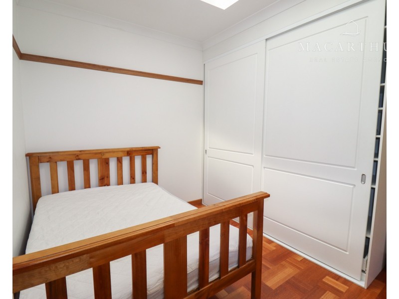 2/15 Hely Avenue, Turvey Park NSW 2650