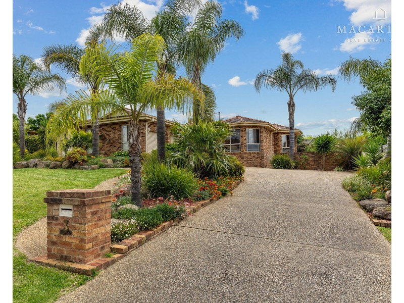 3 Fletcher Place, Kooringal NSW 2650