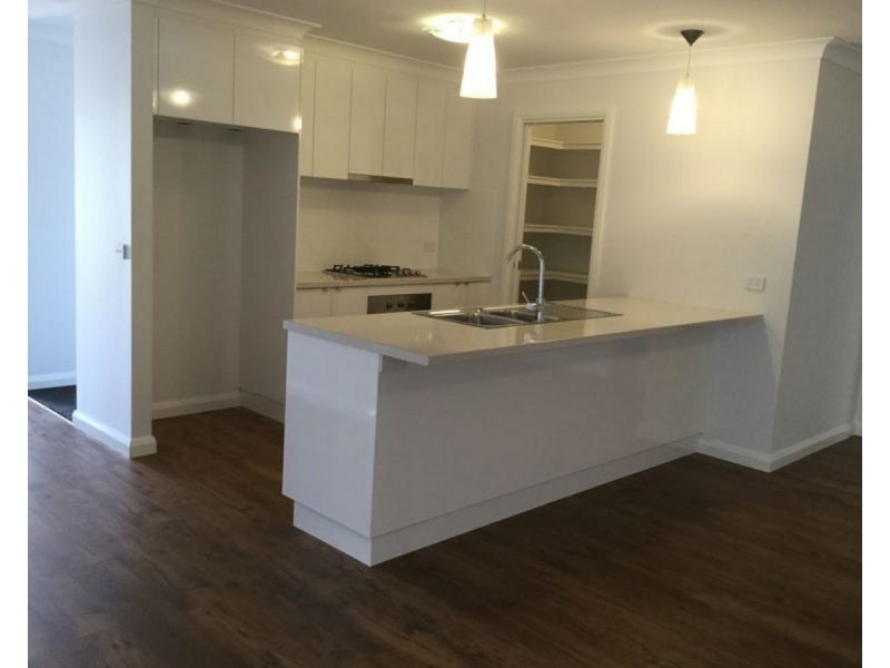 2 Mulberrygong Court, Gobbagombalin NSW 2650