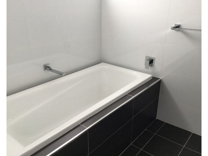 2 Mulberrygong Court, Gobbagombalin NSW 2650