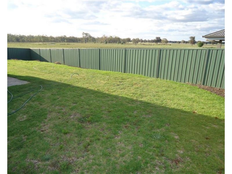 12 Paperbark Drive, Forest Hill NSW 2651