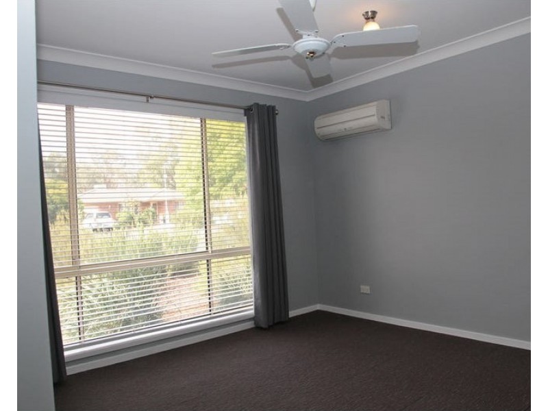 1 Doman Street, Estella NSW 2650
